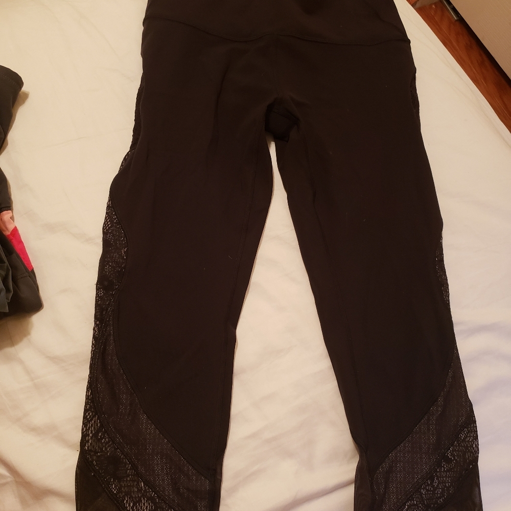 Lululemon - Picture 2 of 3